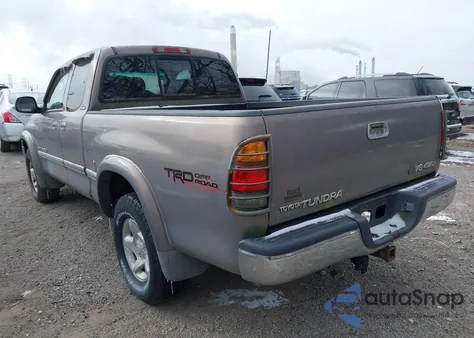 2002 Toyota Tundra Ltd V8 from USA, damaged, VIN 5TBBT48112S236038